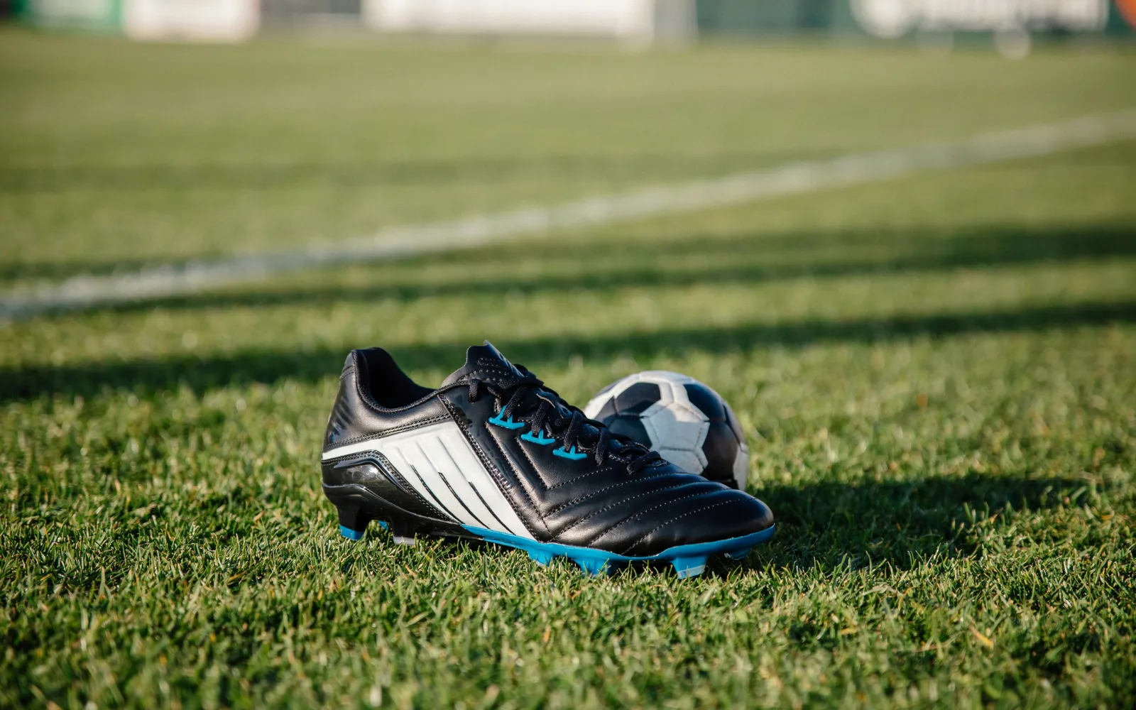 Nike Launches Cryoshot Mercurial Vapor R9 "Ronaldo" for Summer 2026
