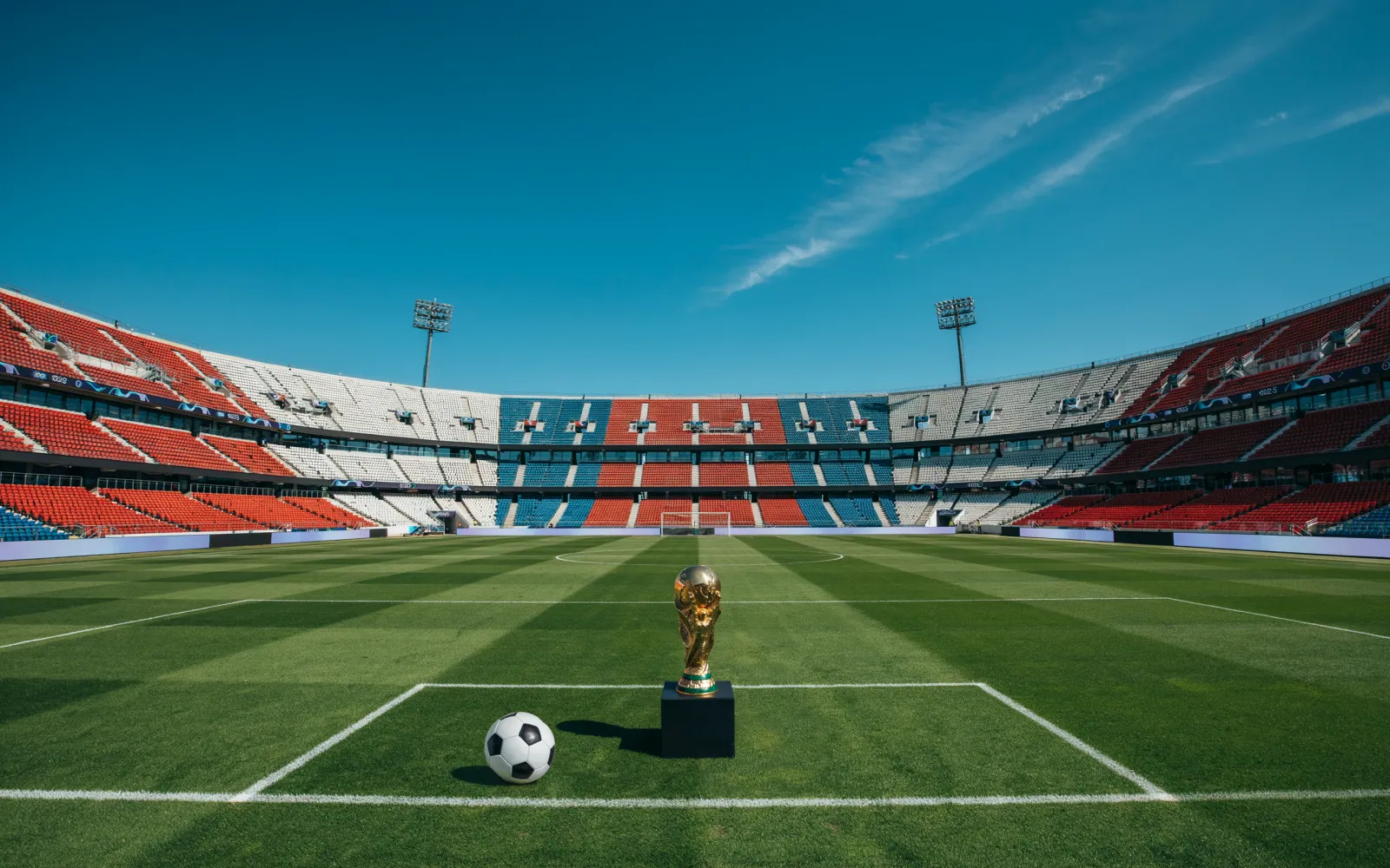 Netherlands Drop Timber From World Cup Roster, Call Up Geertruida